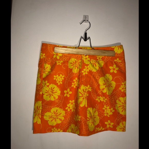 Cute(old style) Bathing Suit - Picture 4 of 6